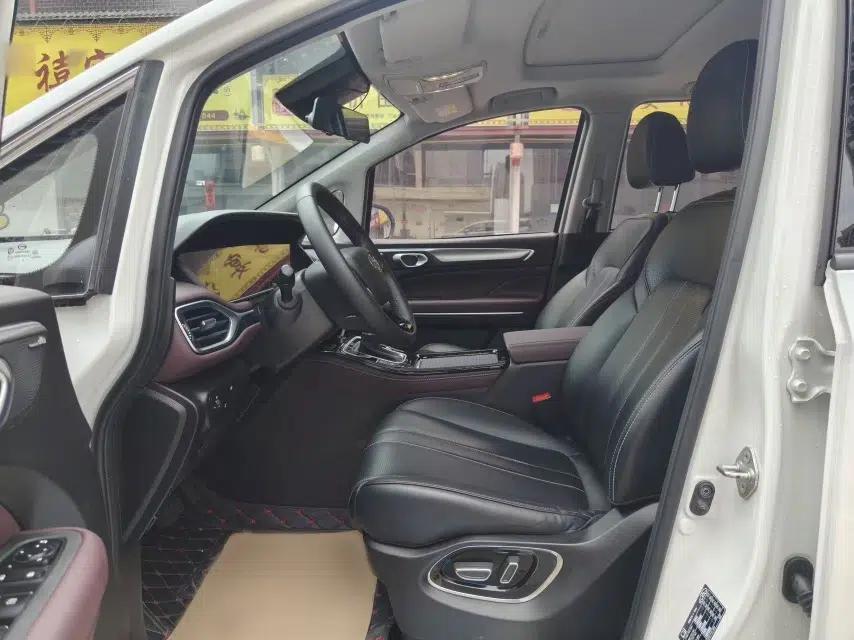 GAC Trumpchi M6 2023 PRO 270T DCT Luxury Edition — миниатюра 21