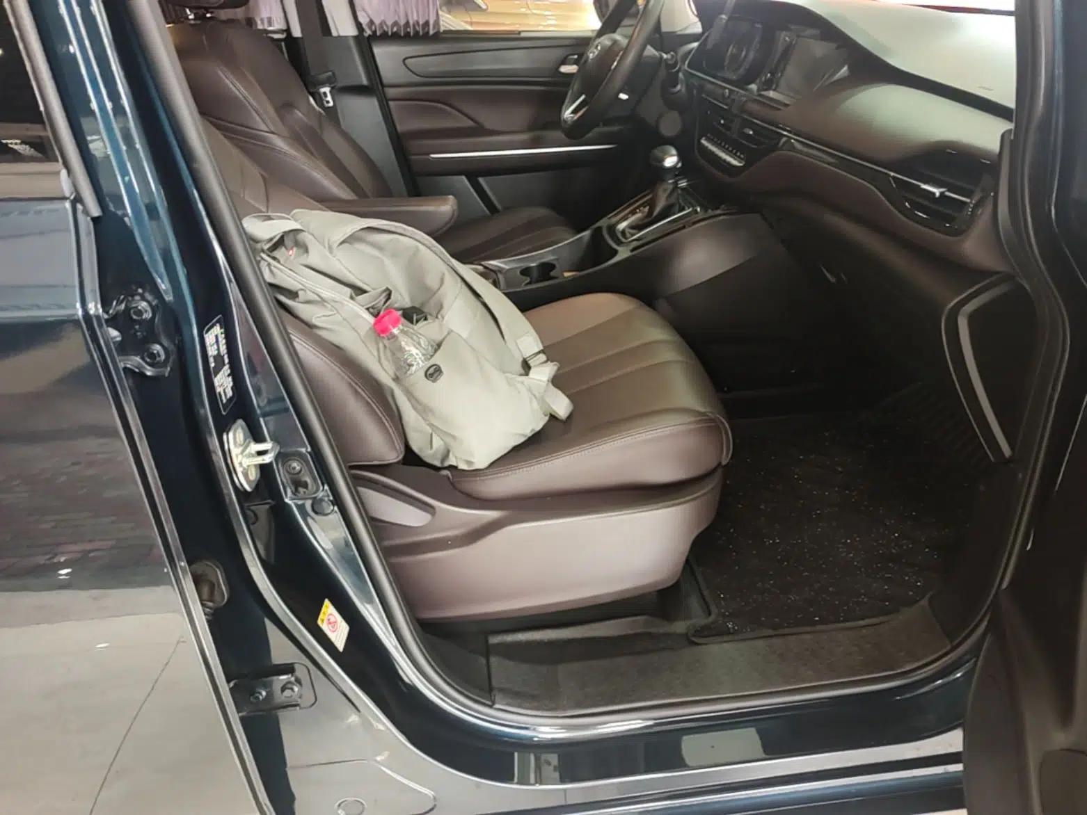 GAC Trumpchi M6 2019 270T DCT Luxury Edition (7-seater) China VI — миниатюра 23