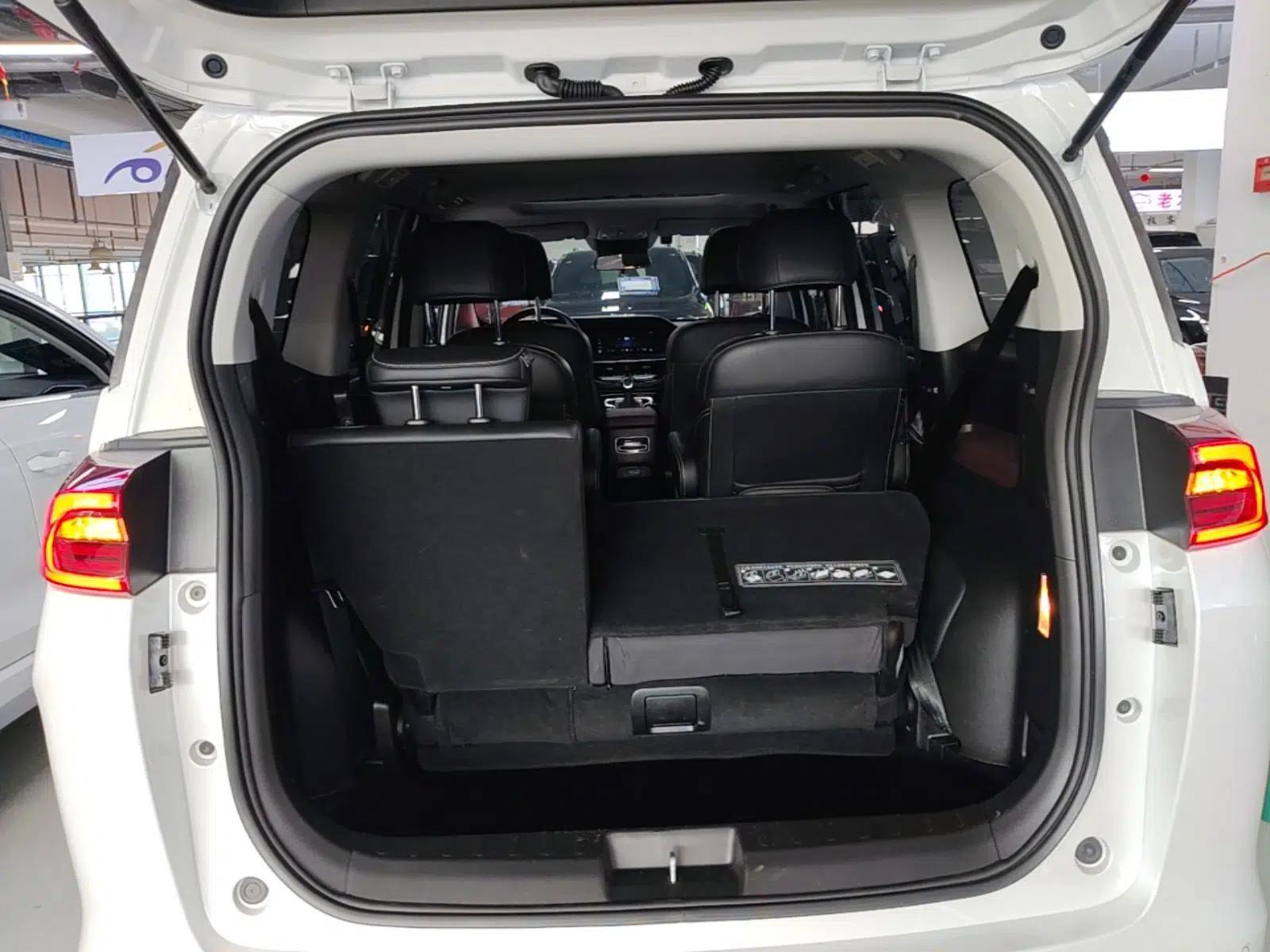 GAC Trumpchi M6 2023 PRO 270T DCT Luxury Edition — миниатюра 22
