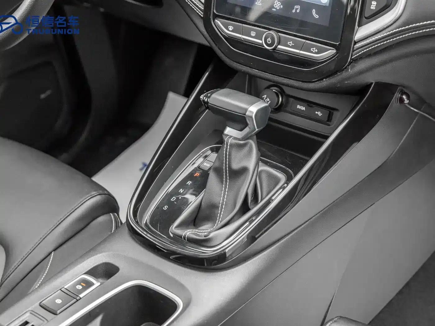 Baojun 530 2020 1.5T CVT Premium Connected Edition 7-seater — миниатюра 17