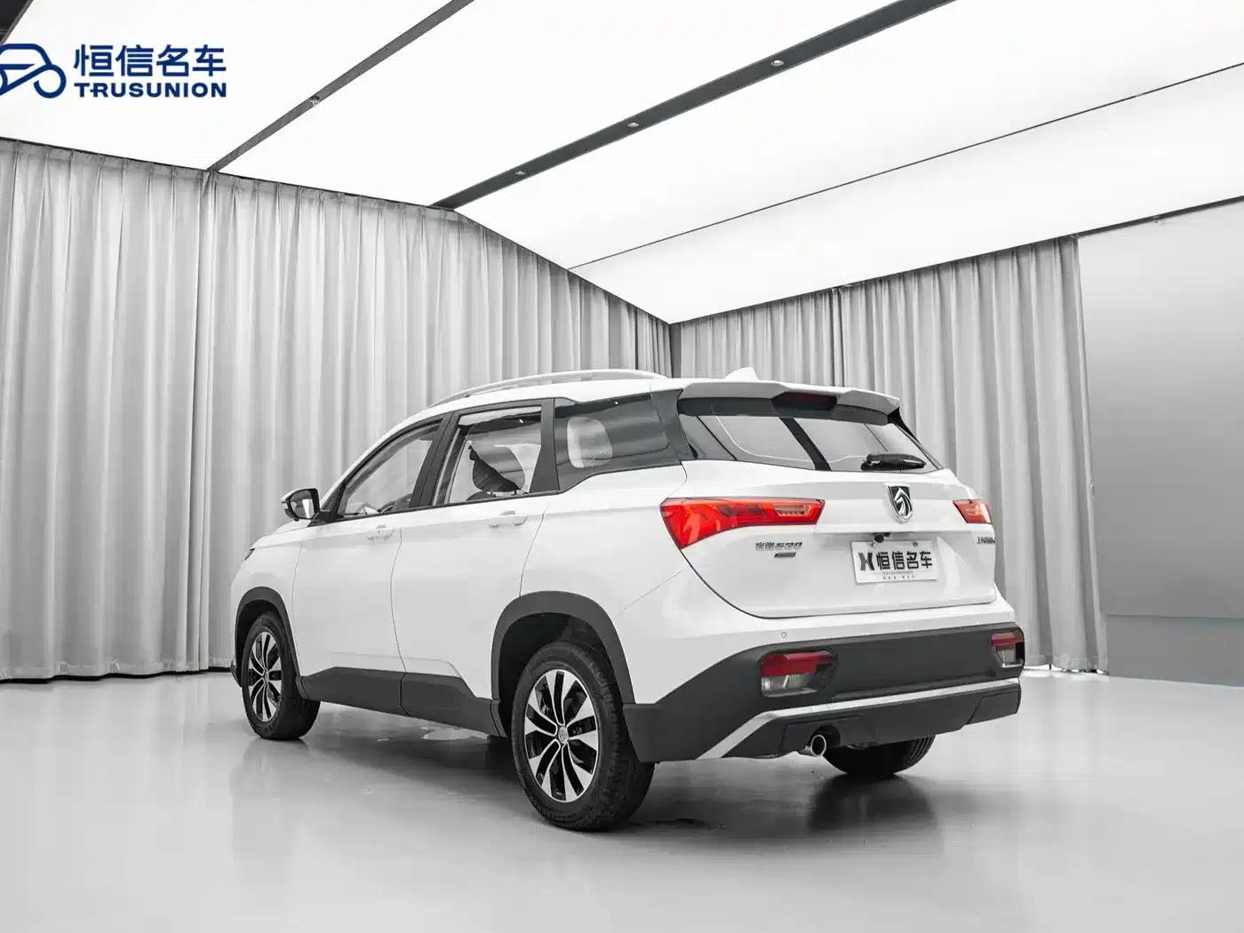 Baojun 530 2020 1.5T CVT Premium Connected Edition 7-seater — миниатюра 6