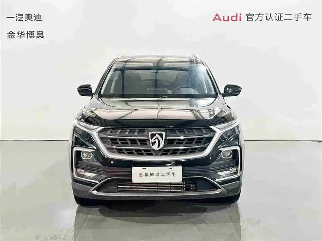 Baojun 530 2019 1.5T Manual Comfort 7-seater National VI Emission Standard — миниатюра 2