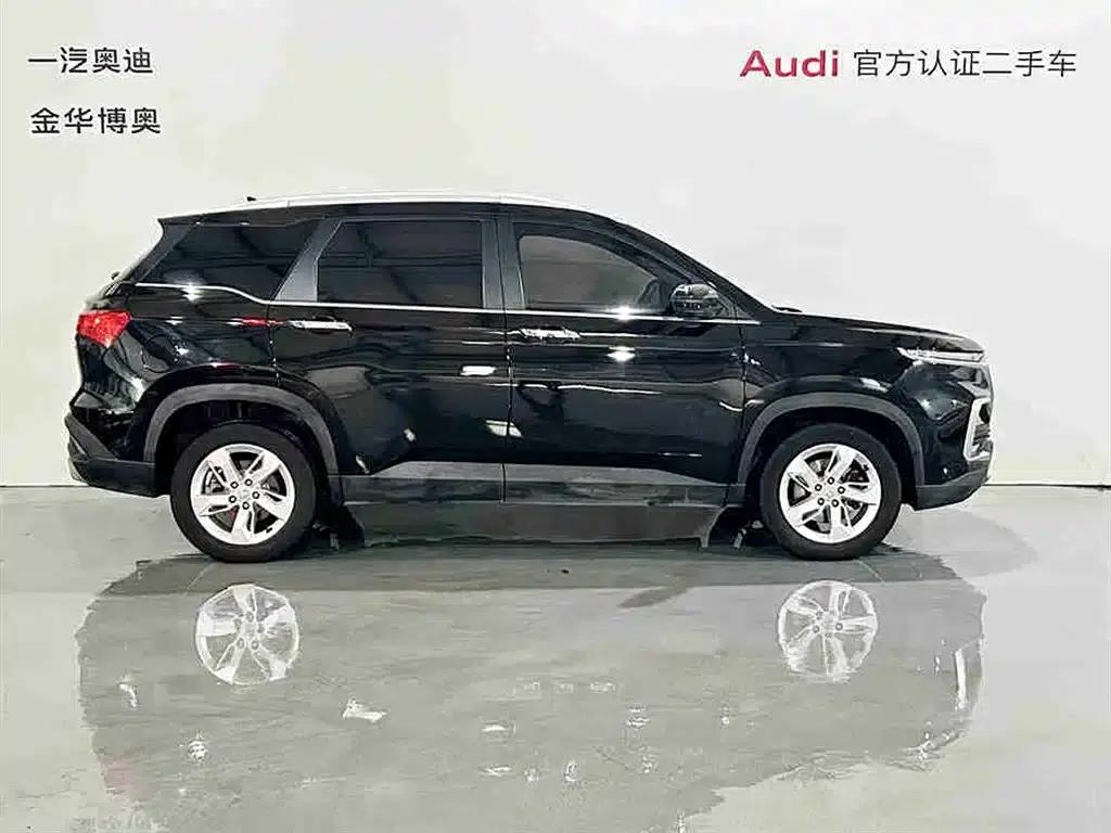 Baojun 530 2019 1.5T Manual Comfort 7-seater National VI Emission Standard — миниатюра 3