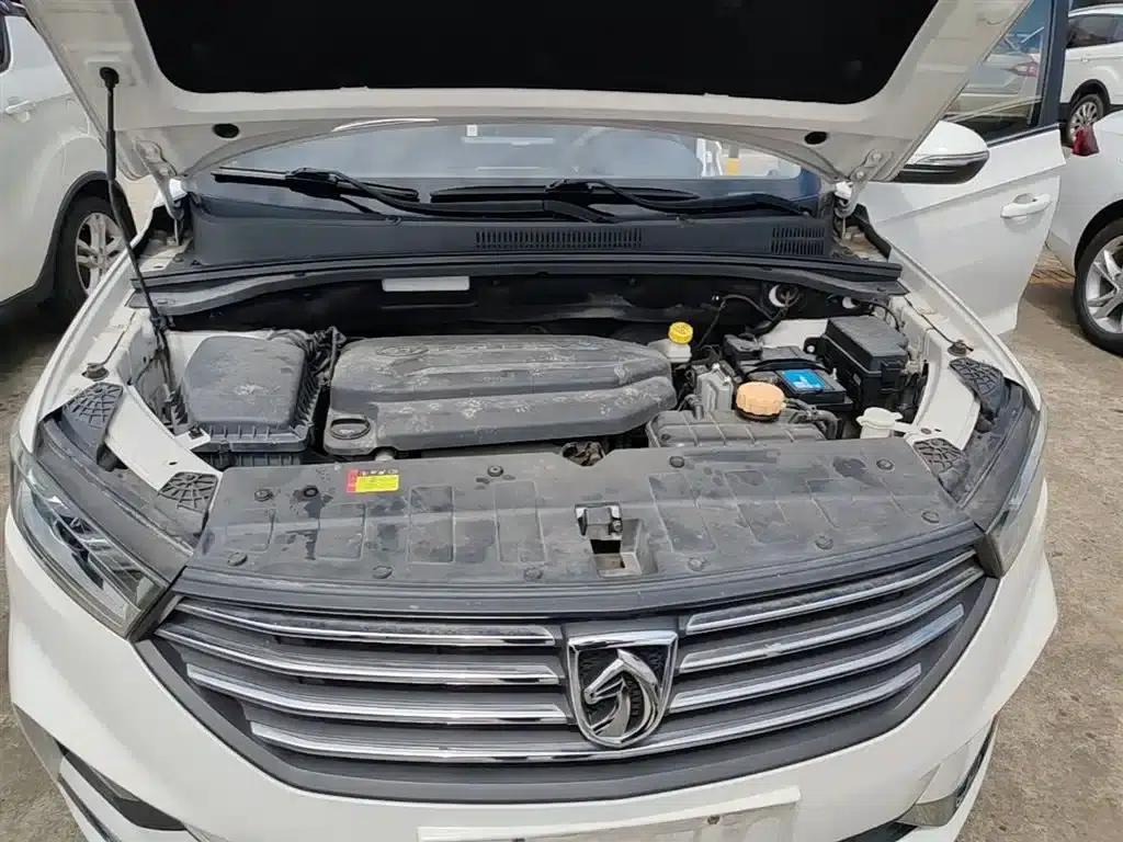Baojun 360 2018 1.5L Manual Elite (National V Emission Standard) — миниатюра 20