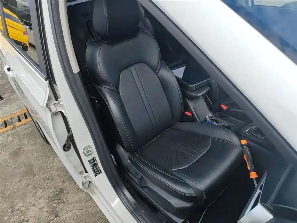 Baojun 360 2018 1.5L Manual Elite (National V Emission Standard) — миниатюра 25