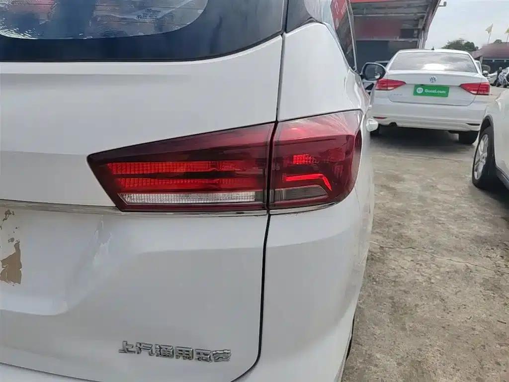 Baojun 360 2018 1.5L Manual Elite (National V Emission Standard) — миниатюра 8