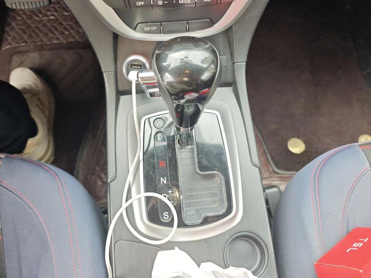GAC Trumpchi GS5 2014 2.0L Automatic Two-Wheel Drive Deluxe Edition — миниатюра 15