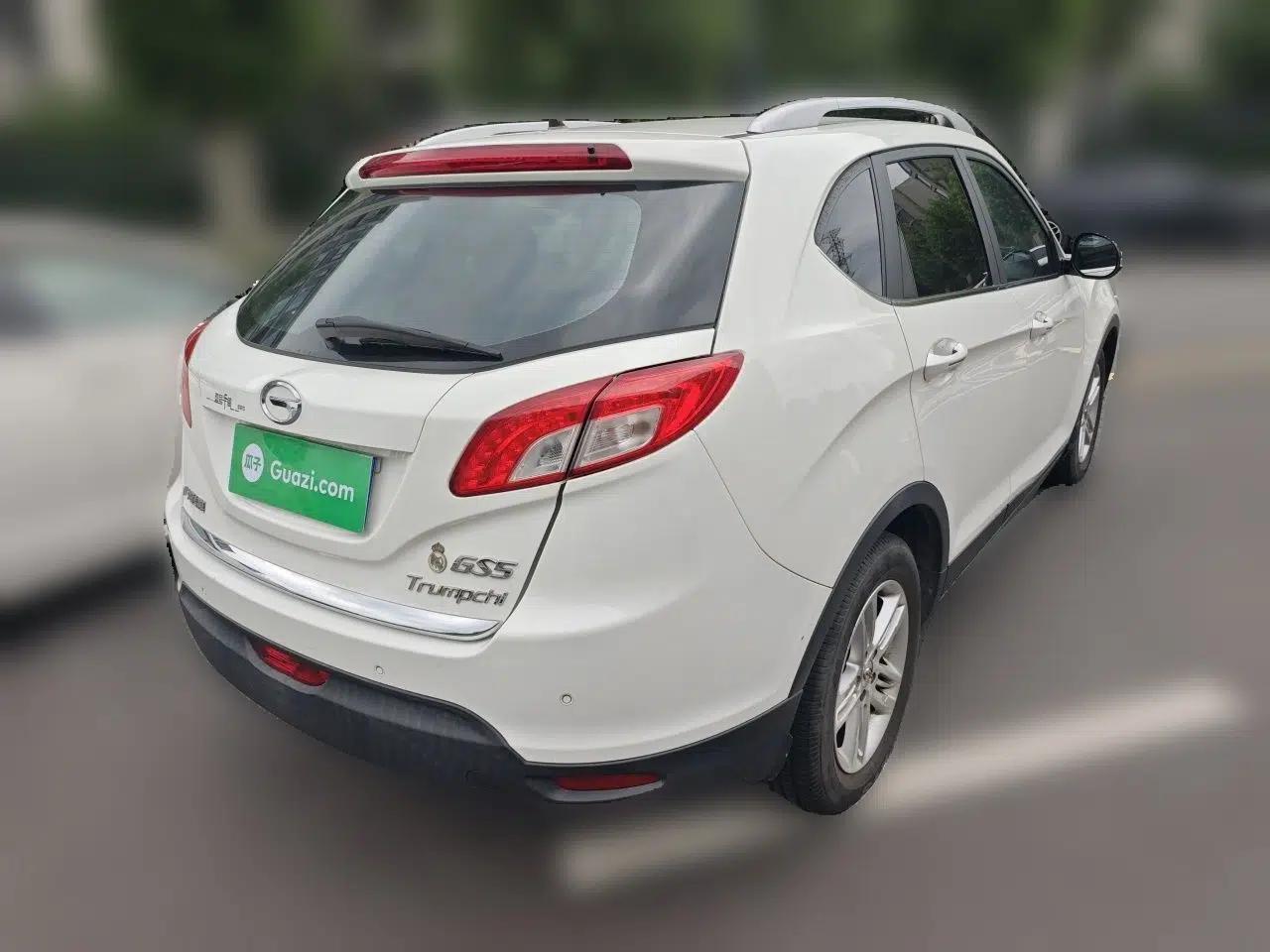 GAC Trumpchi GS5 2014 2.0L Automatic Two-Wheel Drive Deluxe Edition — миниатюра 6