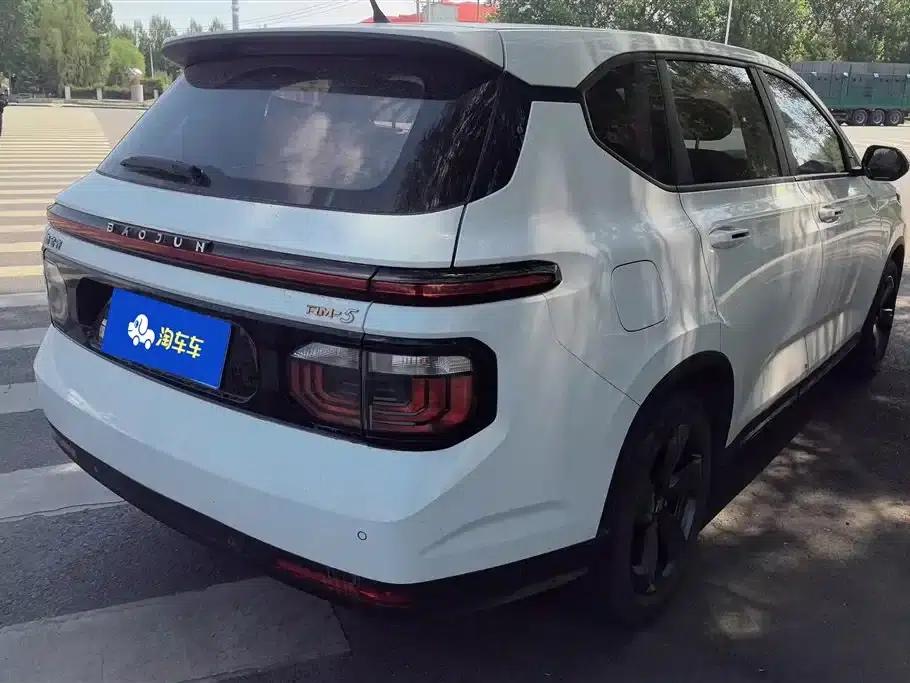 Baojun RM-5 2019 1.5T CVT 24-Hour Online Elite 6-Seater — миниатюра 3