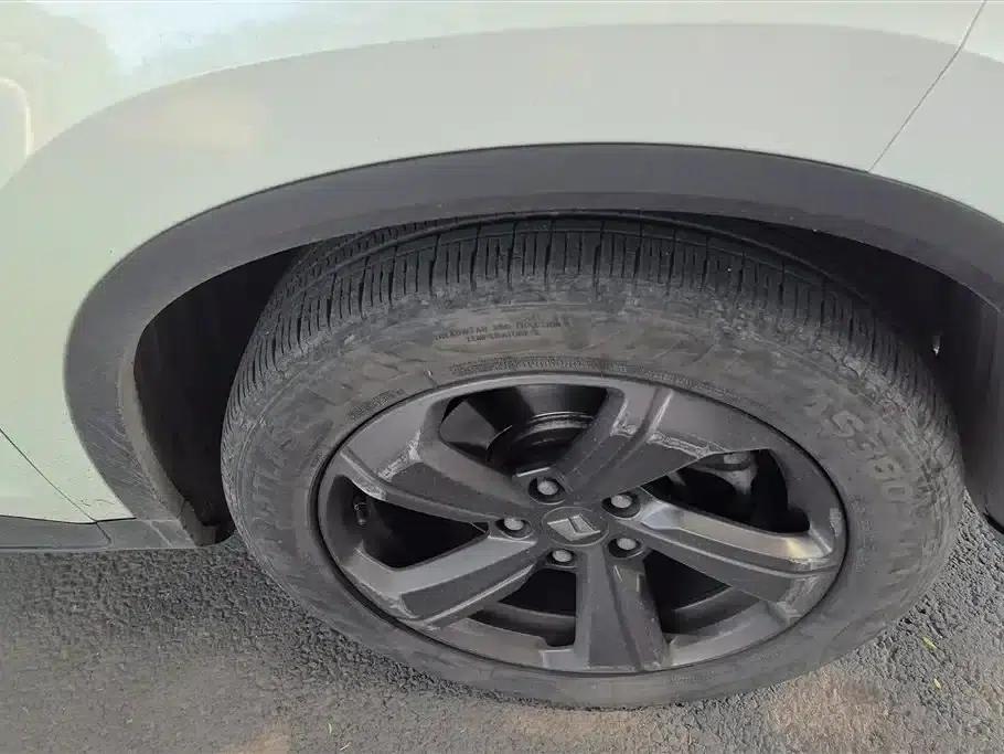 Baojun RM-5 2019 1.5T CVT 24-Hour Online Elite 6-Seater — миниатюра 6