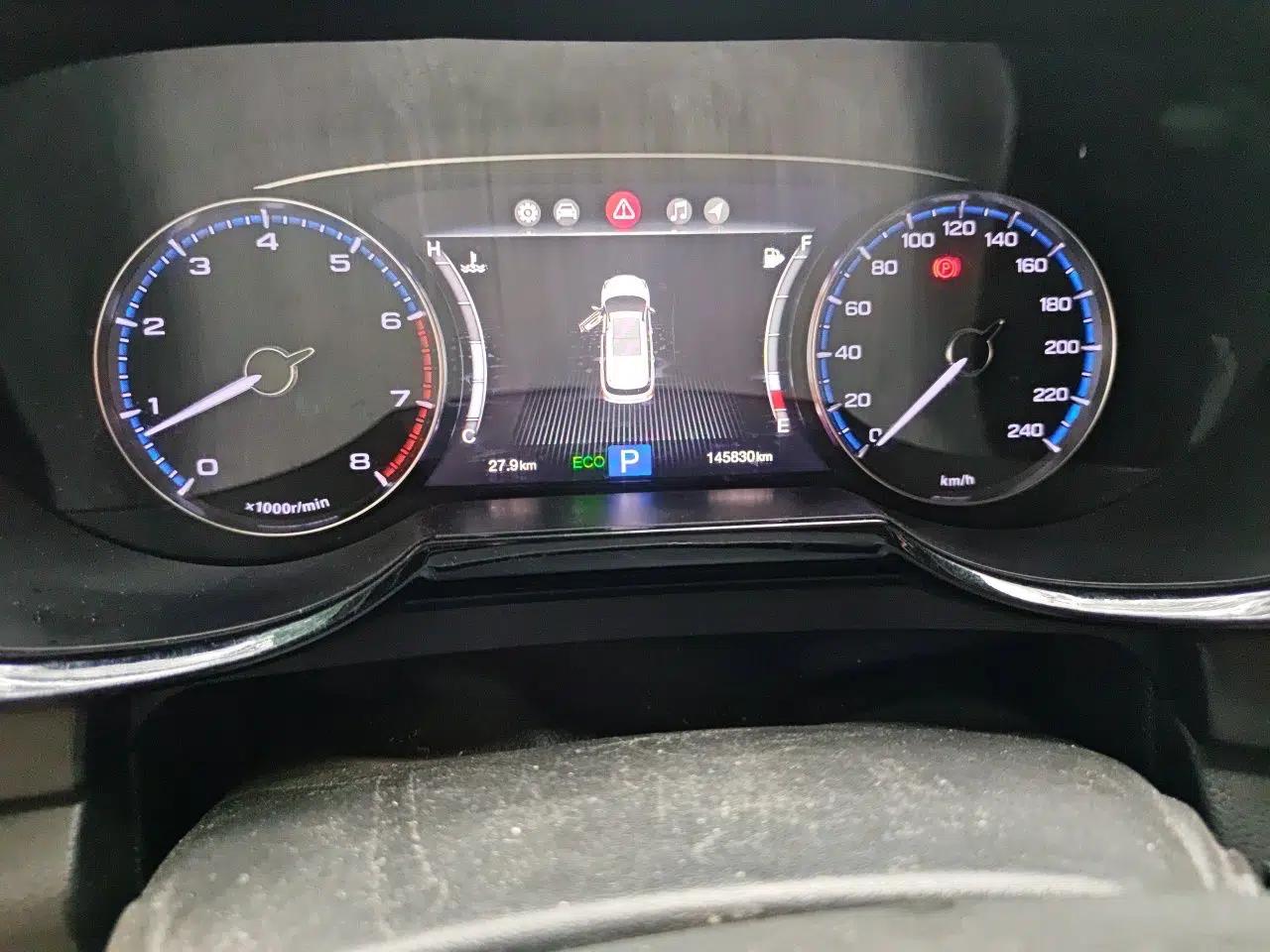 GAC Trumpchi GS7 2017 320T Two-Wheel-Drive Luxury Smart Connectivity Model — миниатюра 13