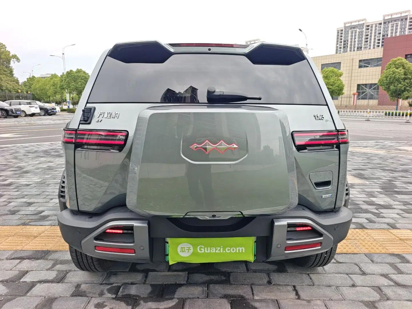 Formula Leopard Titanium 3 2025 501 km Range Rear-Wheel Drive Intelligent Driving Max Edition — миниатюра 5