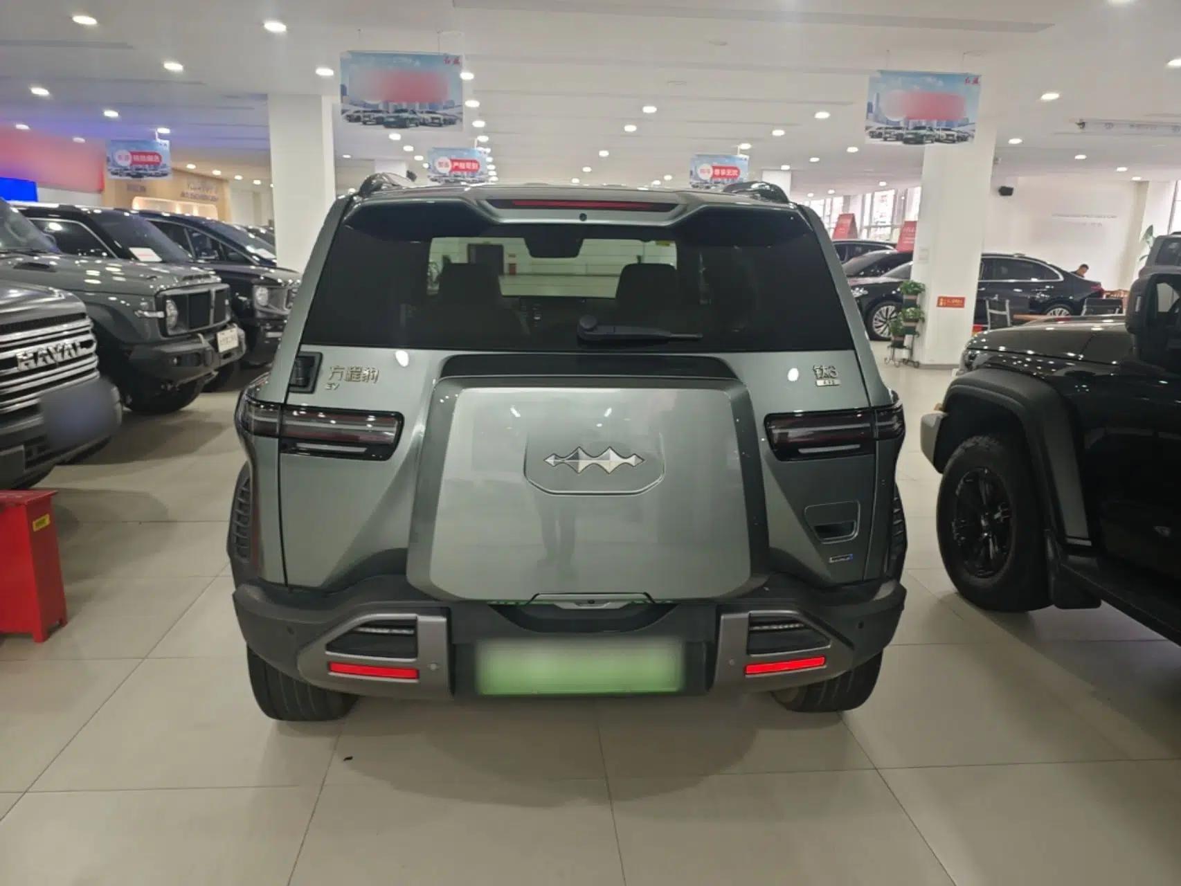Formula Leopard Titanium 3 2025 501KM All-Wheel Drive Intelligent Driving Ultra Version — миниатюра 5
