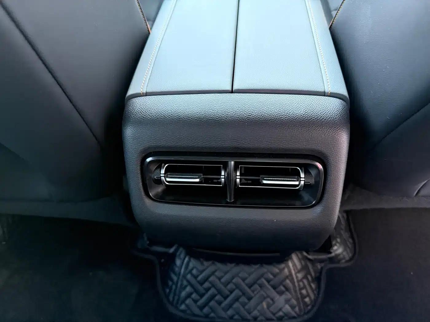 Beijing BJ40 2024 2.0T City Hunter Pioneer Edition — миниатюра 10