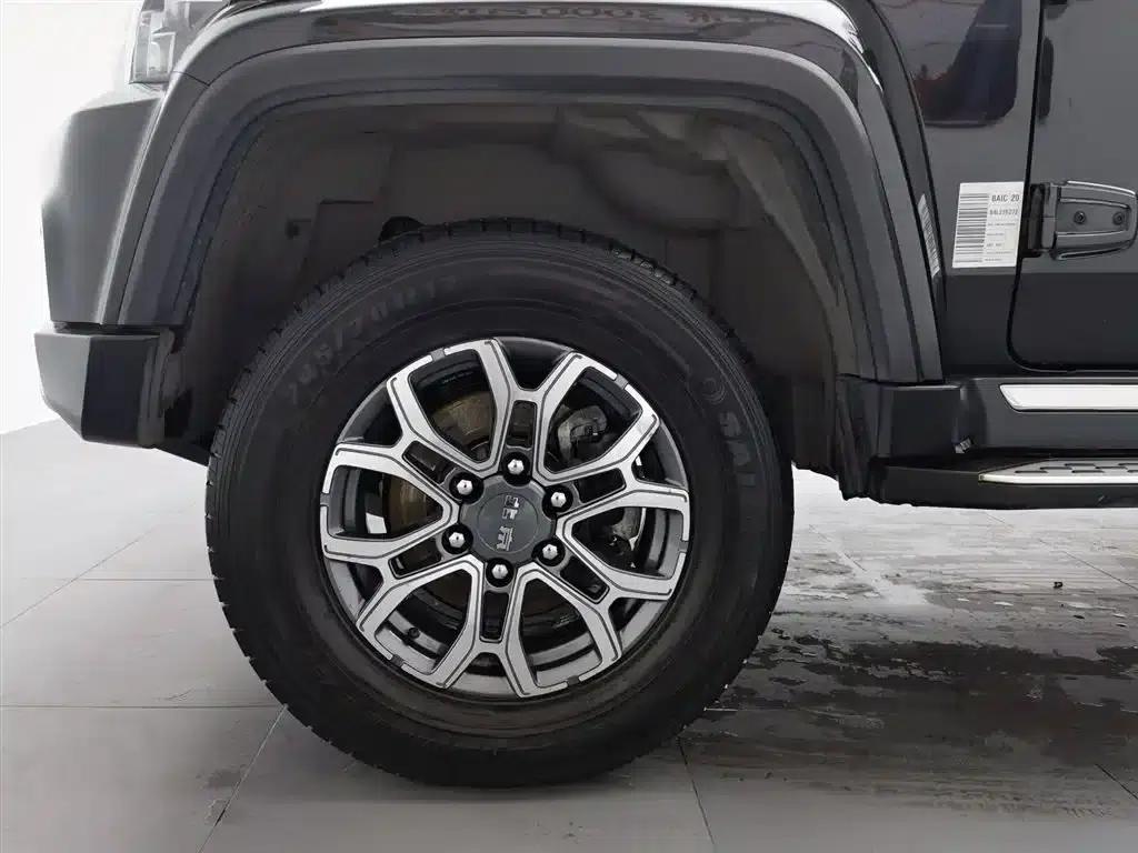 Beijing BJ40 2020 2.0T Automatic 4WD City Hunter Edition (Hero Model) — миниатюра 17