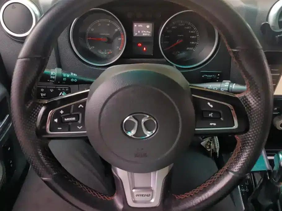 Beijing BJ40 2016 40L 2.3T Automatic 4WD Premium Edition — миниатюра 15