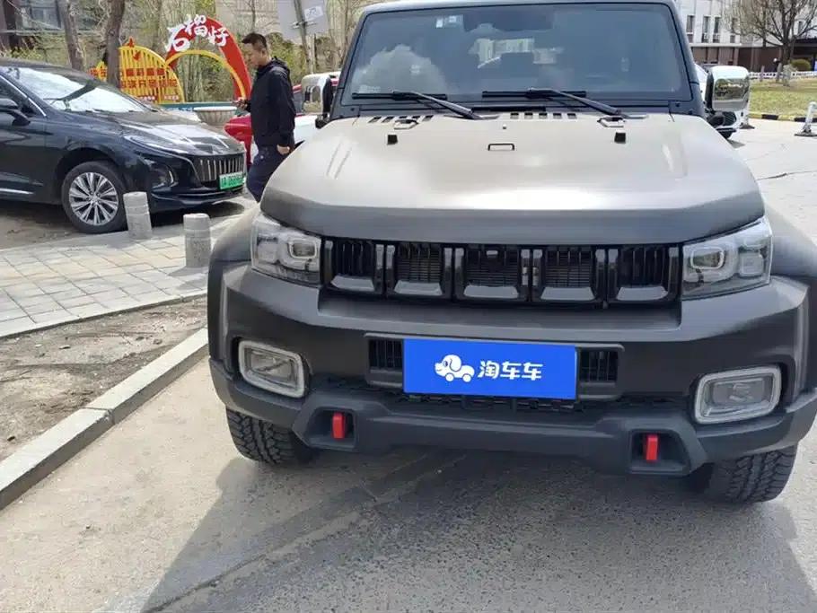 Beijing BJ40 2023 2.0D Automatic 4WD Blade Hero Edition (Hero Model) — миниатюра 2