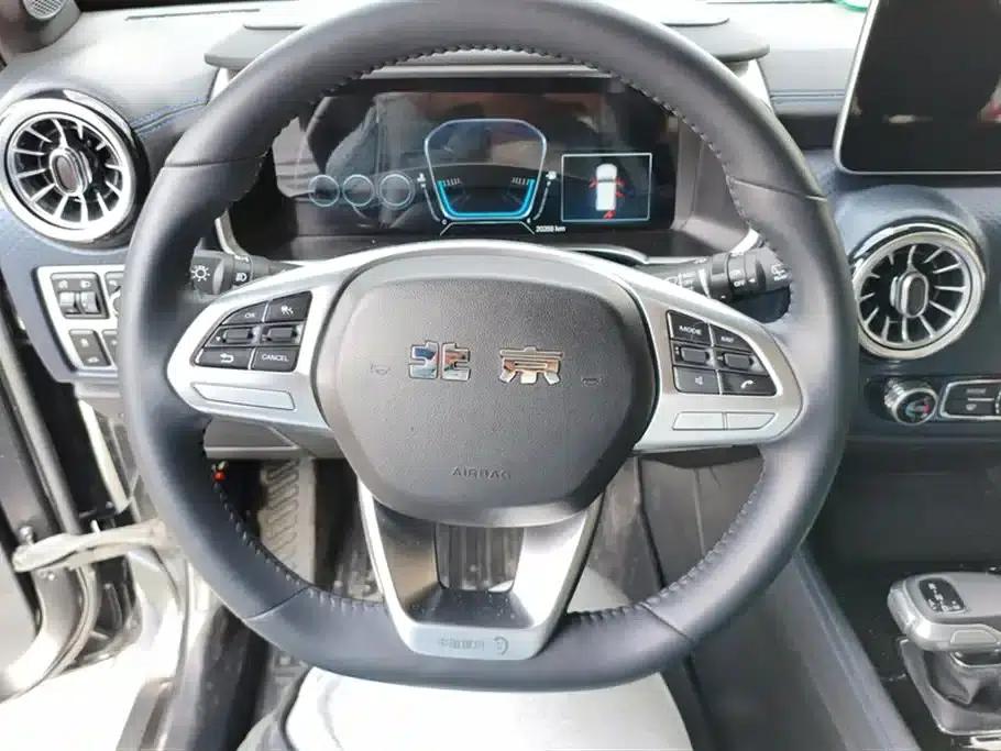 Beijing BJ40 2023 2.0D Automatic 4WD Blade Hero Edition (Hero Model) — миниатюра 15