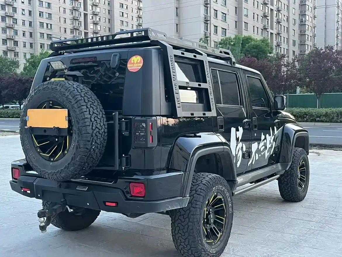 Beijing BJ40 2021 2.0D Automatic 4WD Blade Hero Edition (Hero Model) — миниатюра 9