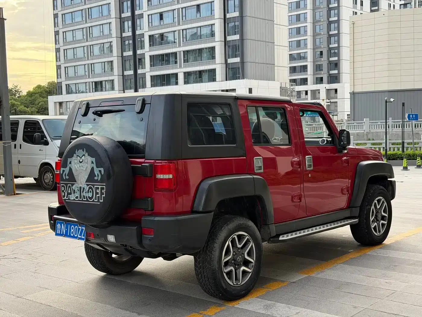 Beijing BJ40 2017 40L 2.3T Automatic 4WD Rally Champion Edition — миниатюра 17