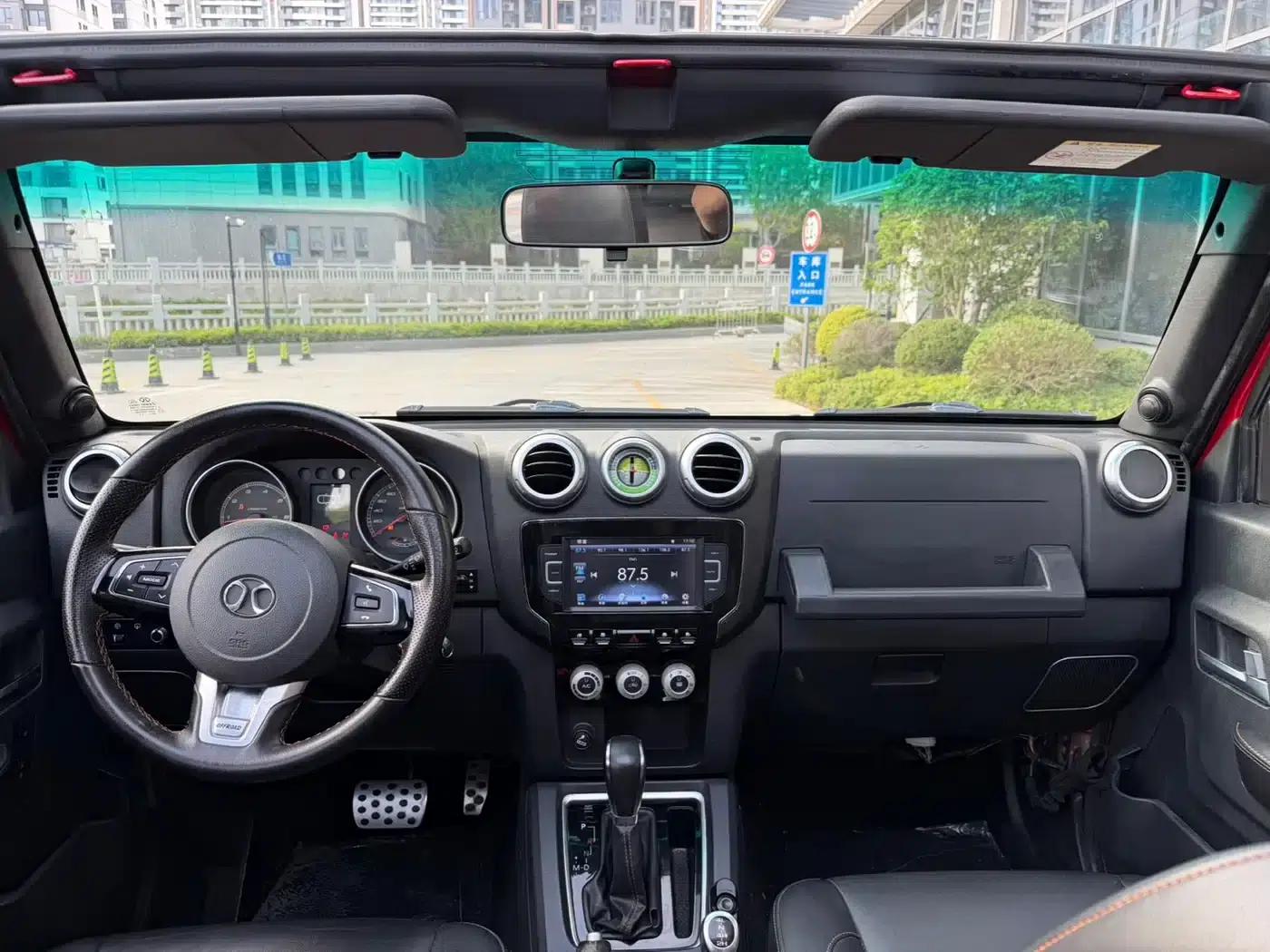 Beijing BJ40 2017 40L 2.3T Automatic 4WD Rally Champion Edition — миниатюра 6