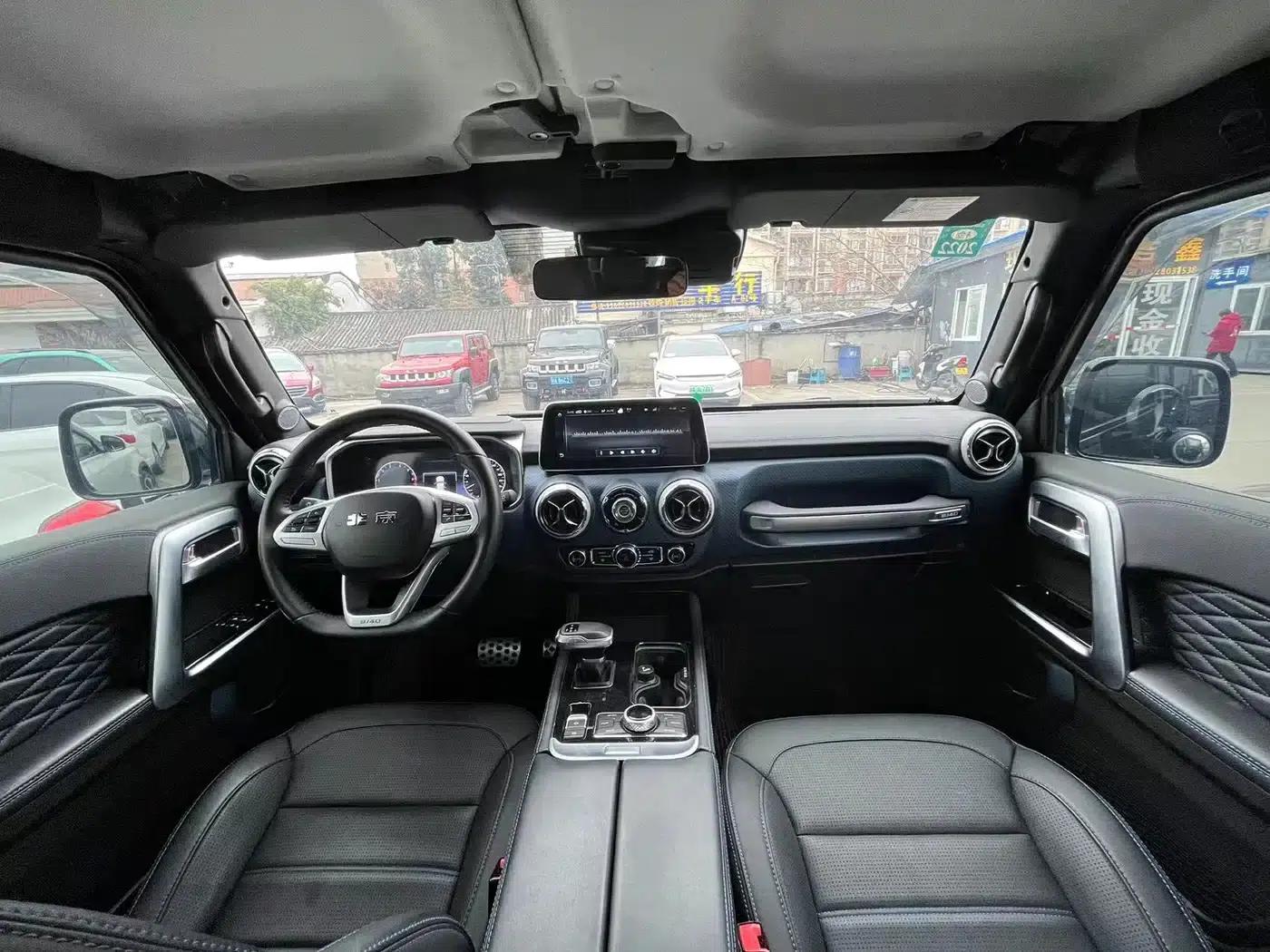 Beijing BJ40 2019 PLUS 2.3T Automatic 4WD Premium Edition (National VI Emission Standard) — миниатюра 5