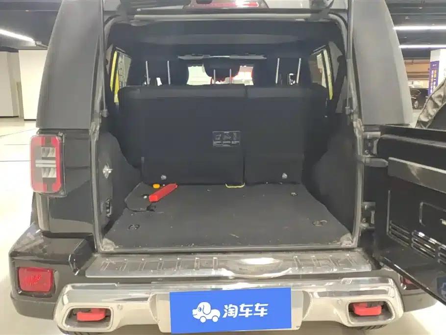Beijing BJ40 2019 2.3T Automatic 4WD City Hunter Flagship Edition (National VI Emission Standard) — миниатюра 4