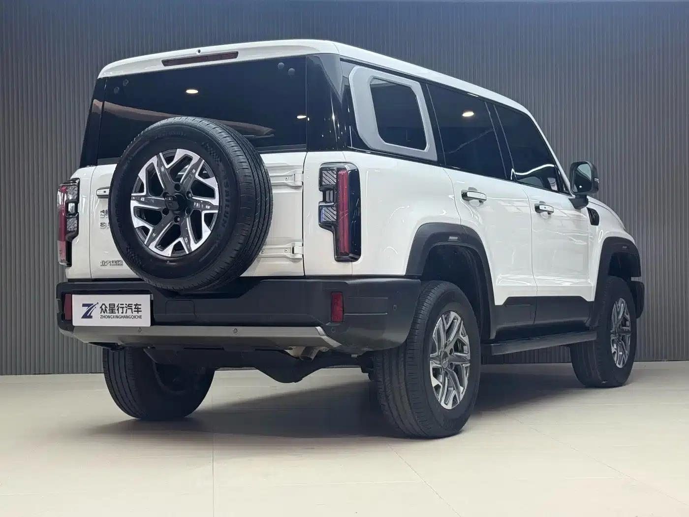 Beijing BJ40 2024 2.0T City Hunter Edition (Heroic Model) — миниатюра 3
