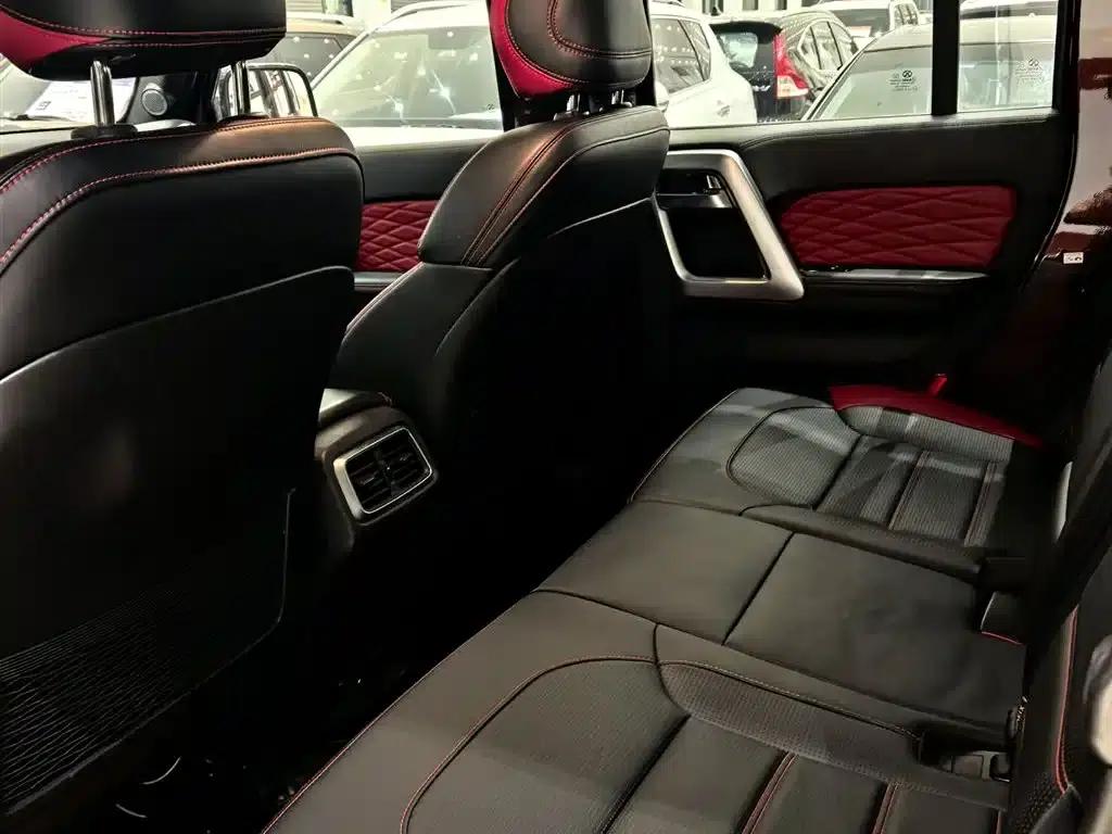 Beijing BJ40 2018 PLUS 2.0T Manual 4WD Premium Edition (National V Emission Standard) — миниатюра 20