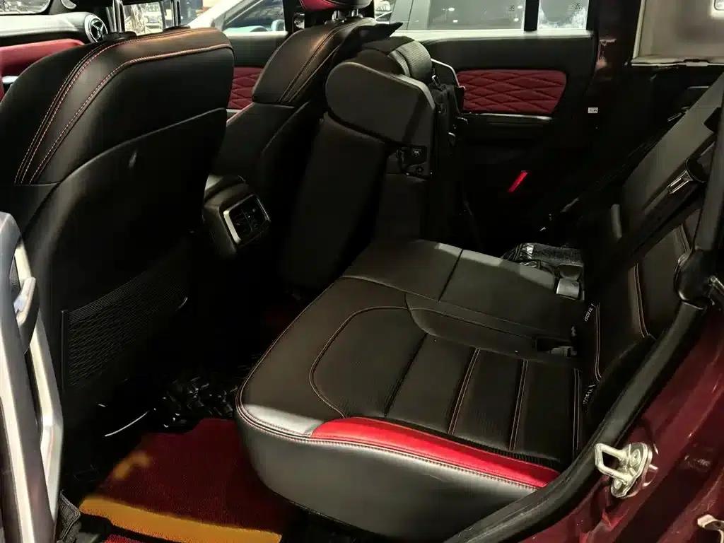 Beijing BJ40 2018 PLUS 2.0T Manual 4WD Premium Edition (National V Emission Standard) — миниатюра 22