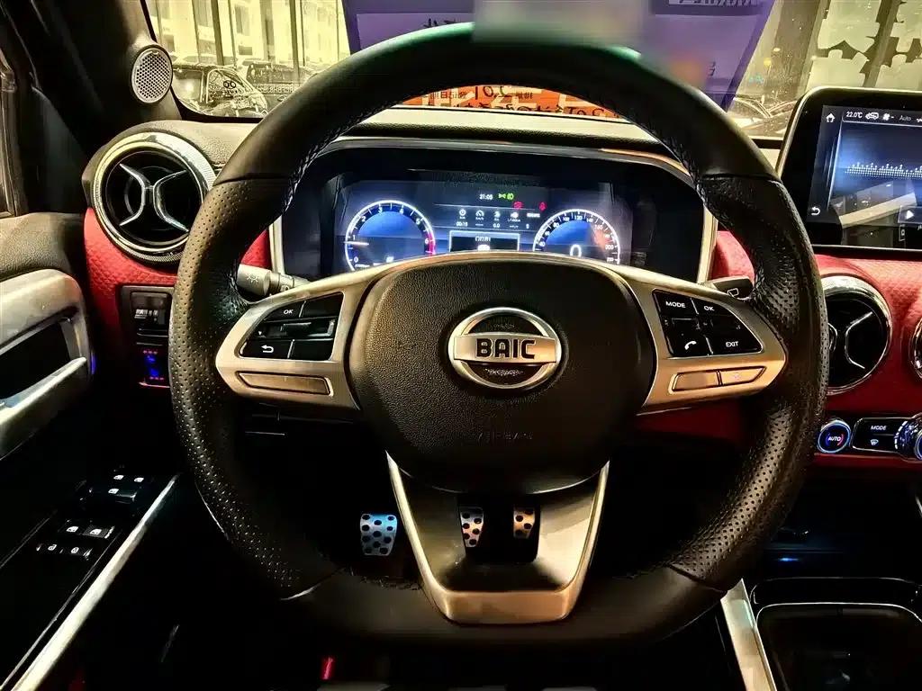 Beijing BJ40 2018 PLUS 2.0T Manual 4WD Premium Edition (National V Emission Standard) — миниатюра 9