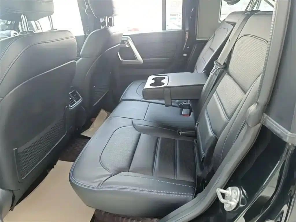 Beijing BJ40 2020 2.0T Automatic 4WD City Hunter Edition (Hero Model) — миниатюра 17