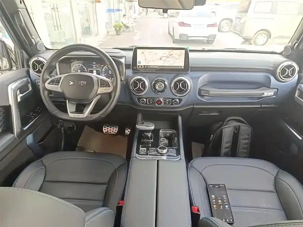 Beijing BJ40 2020 2.0T Automatic 4WD City Hunter Edition (Hero Model) — миниатюра 10