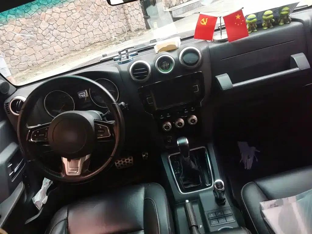 Beijing BJ40 2017 40L 2.3T Automatic 4WD Rally Champion Edition — миниатюра 3