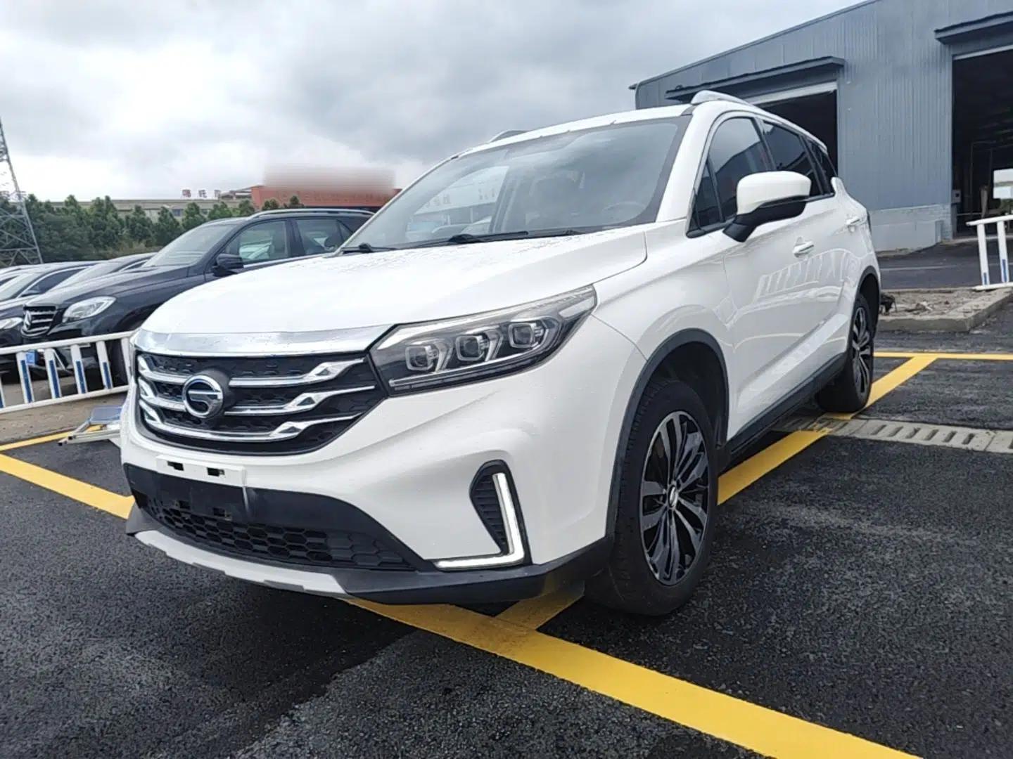 GAC Trumpchi GS4 New Energy 2019 1.5L PHEV Deluxe Edition — миниатюра 1