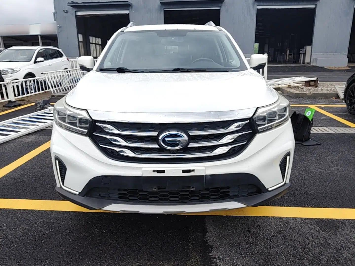 GAC Trumpchi GS4 New Energy 2019 1.5L PHEV Deluxe Edition — миниатюра 2