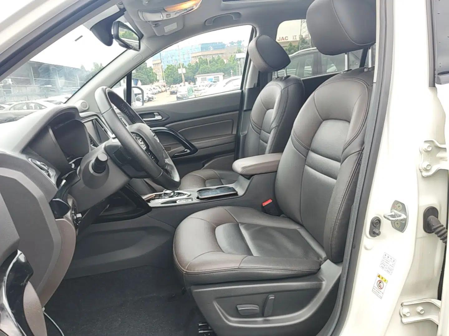 GAC Trumpchi GS4 New Energy 2019 1.5L PHEV Deluxe Edition — миниатюра 18