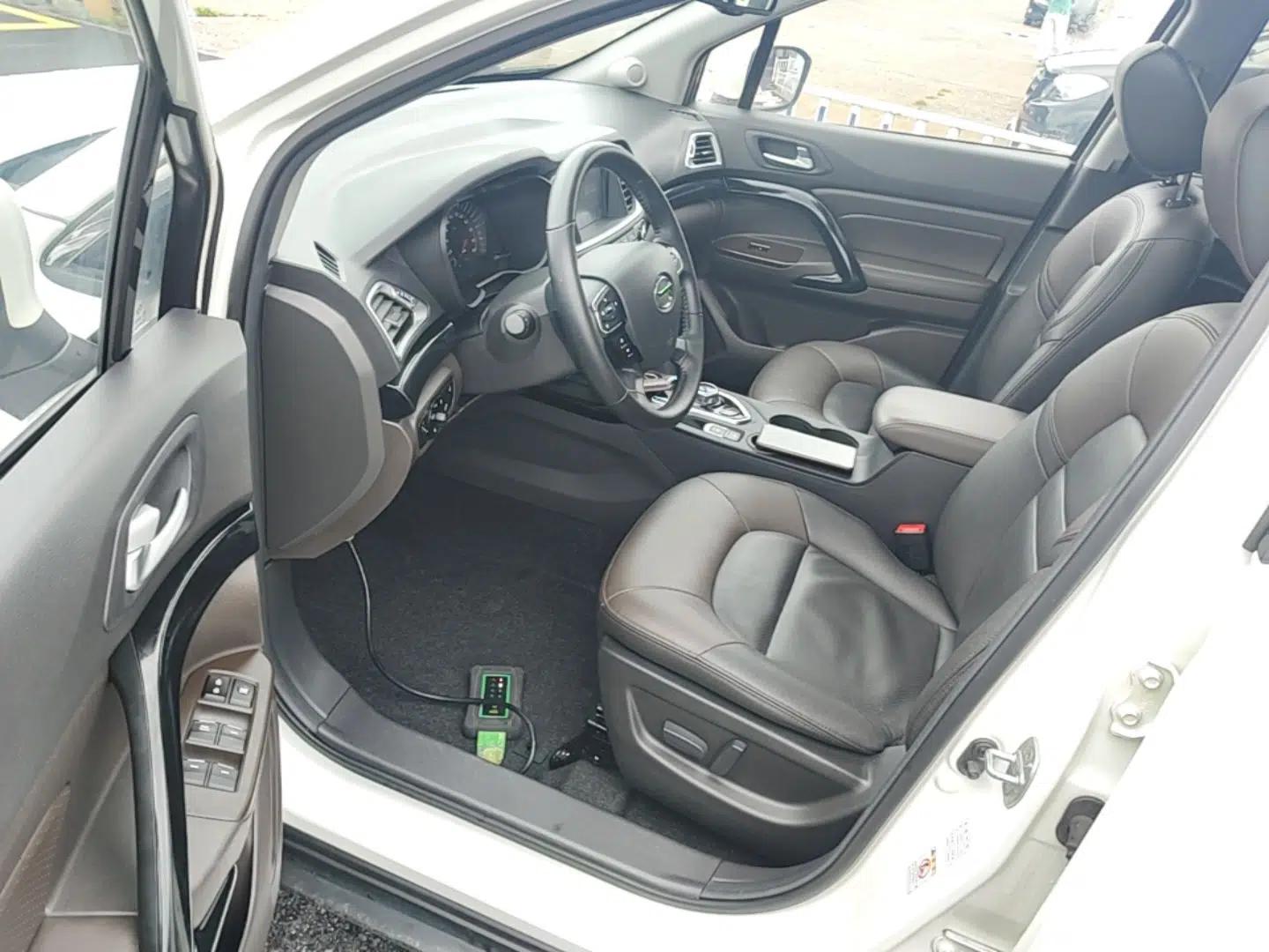 GAC Trumpchi GS4 New Energy 2019 1.5L PHEV Deluxe Edition — миниатюра 19