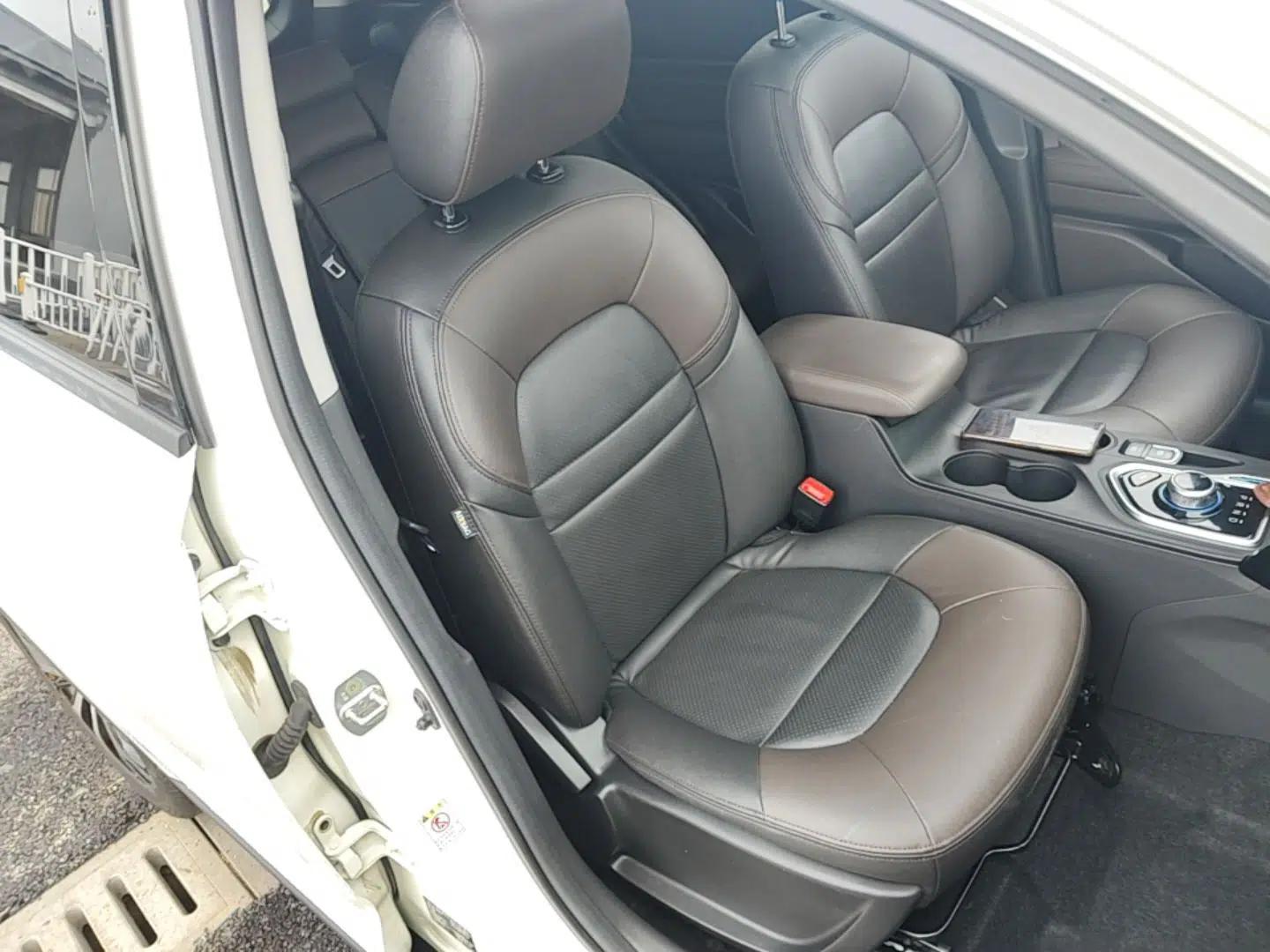 GAC Trumpchi GS4 New Energy 2019 1.5L PHEV Deluxe Edition — миниатюра 23