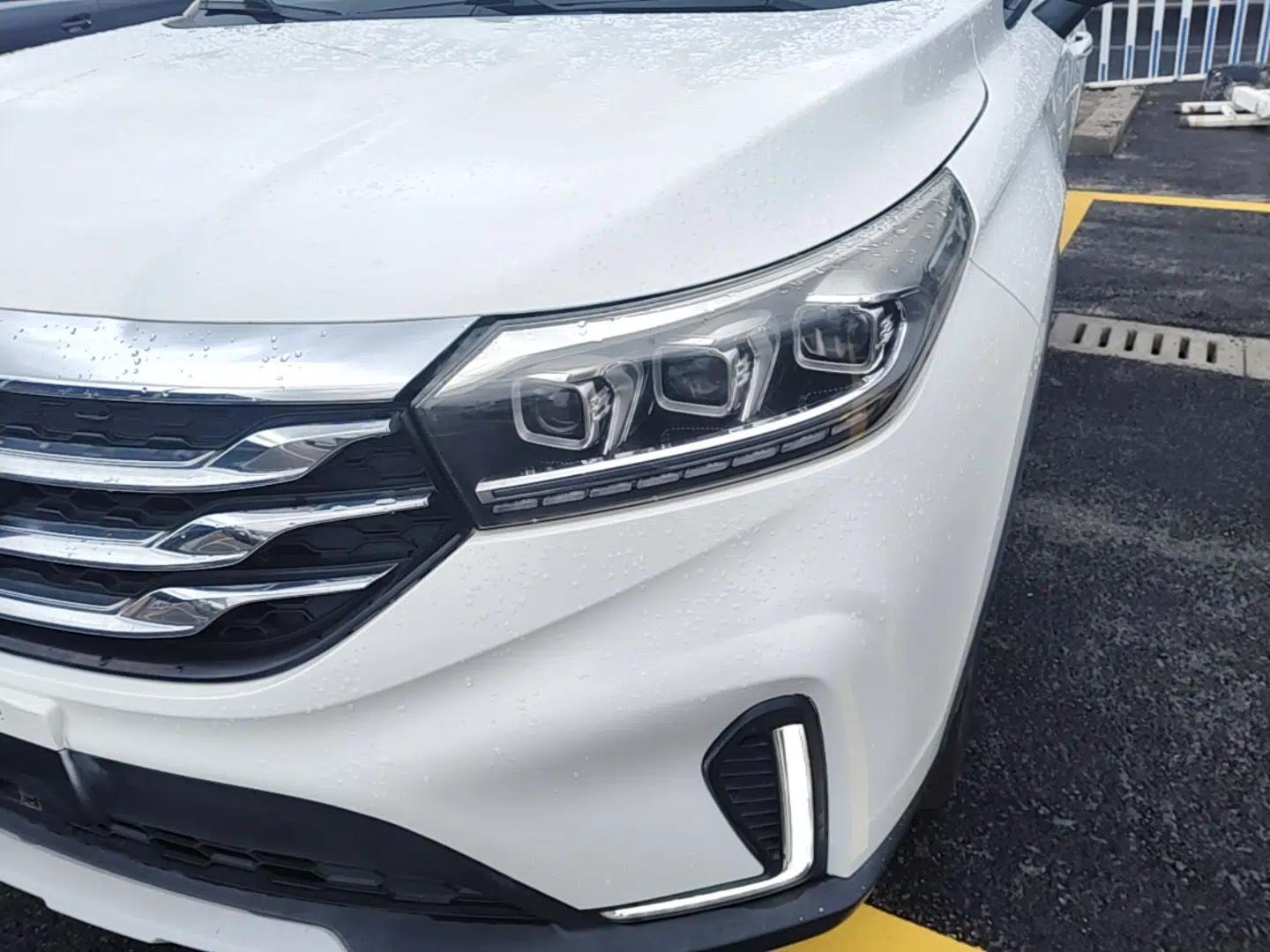 GAC Trumpchi GS4 New Energy 2019 1.5L PHEV Deluxe Edition — миниатюра 9