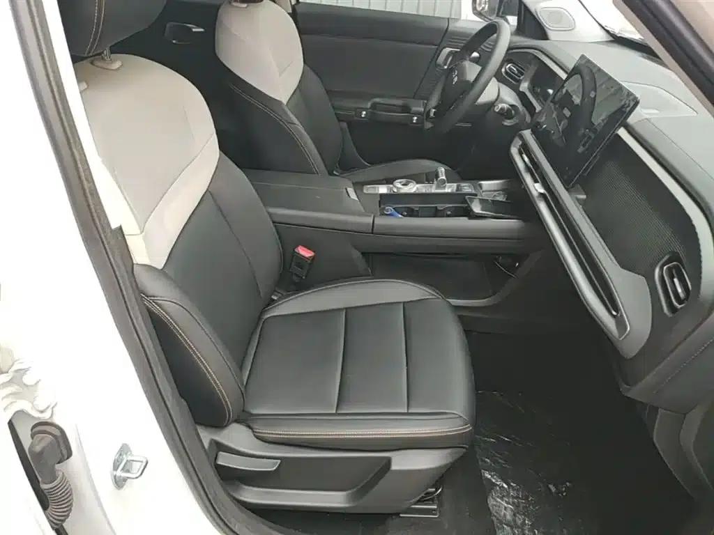 Beijing BJ30 2024 1.5T Light Off-Road Air Edition — миниатюра 25