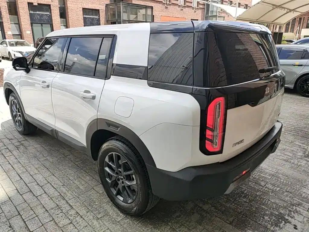Beijing BJ30 2024 1.5T Light Off-Road Air Edition — миниатюра 5
