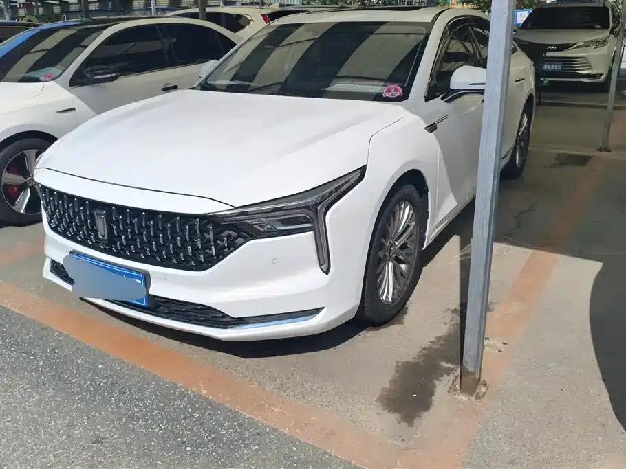 Bestune B70 2022 Model, Third Generation, 1.5T Automatic Premium Edition — миниатюра 1