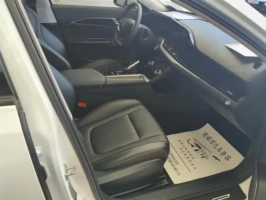 Bestune B70 2022 Model, Third Generation, 1.5T Automatic Premium Edition — миниатюра 8