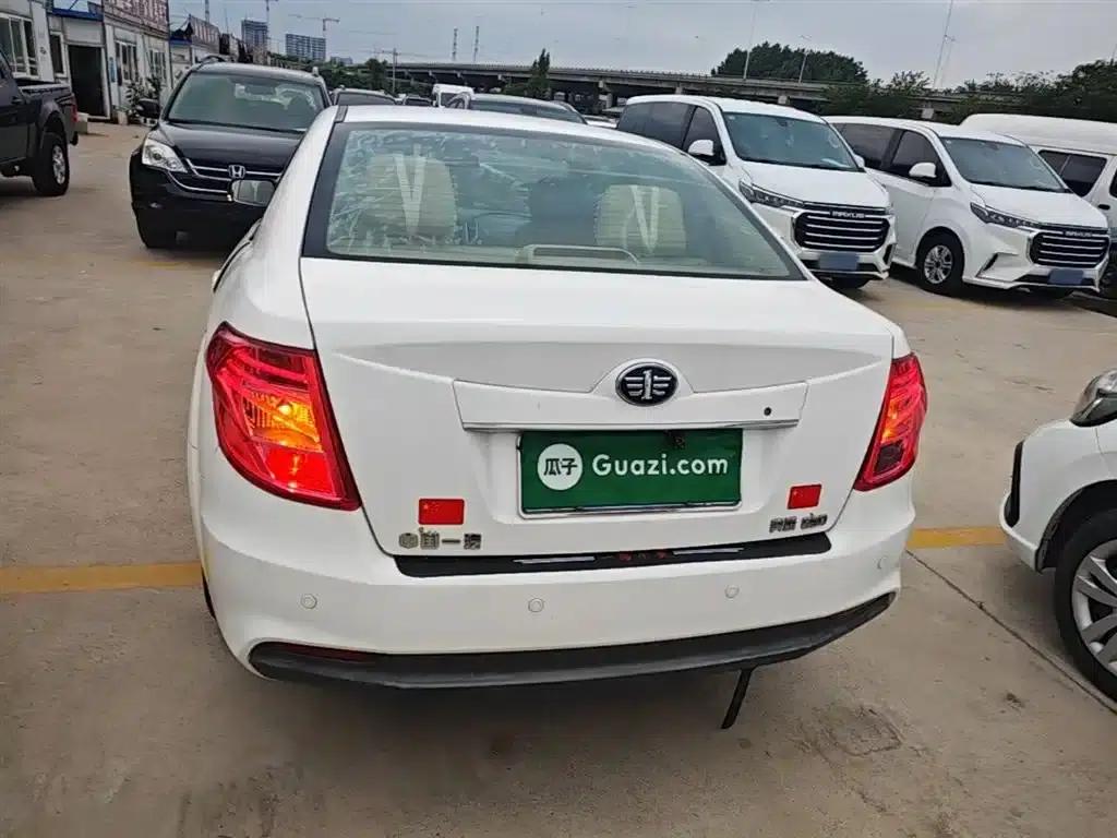 Besturn B50 2013 1.6L Manual Comfort Model — миниатюра 6