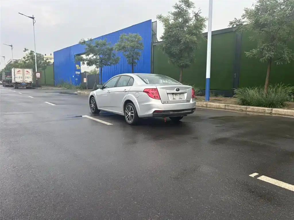 Besturn B50 2013 1.6L Manual Deluxe Edition — миниатюра 12