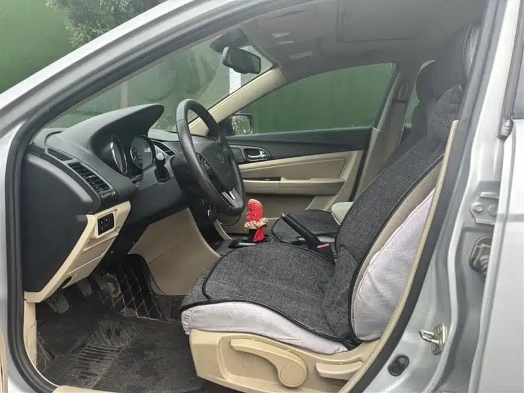 Besturn B50 2013 1.6L Manual Deluxe Edition — миниатюра 19