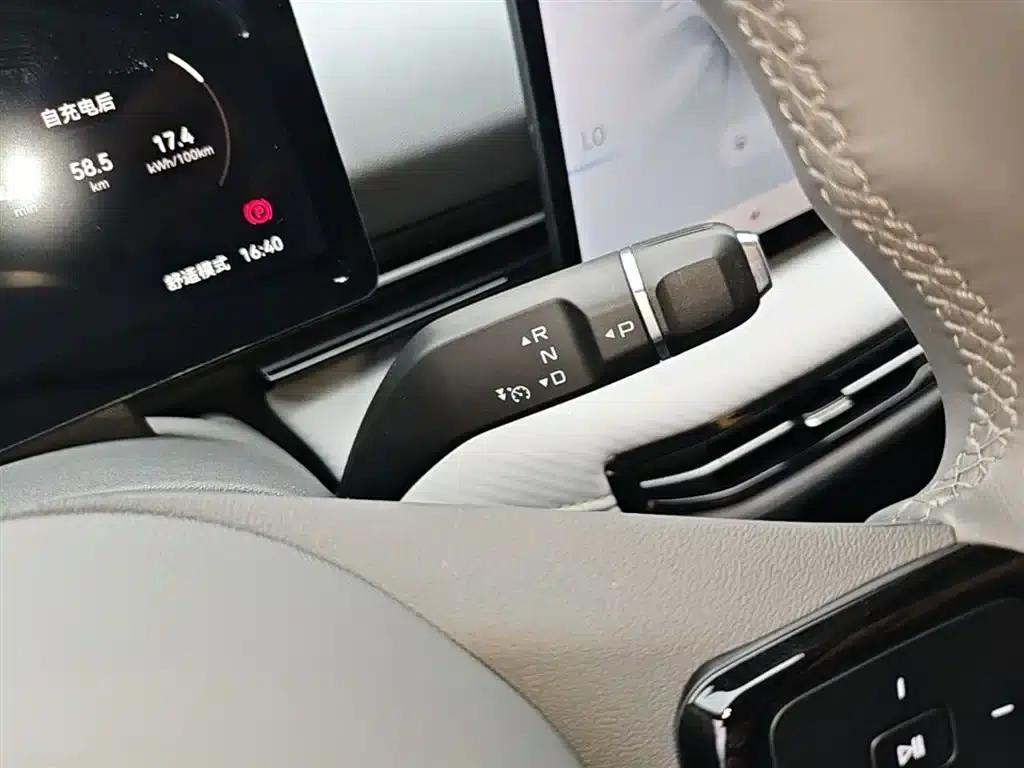 Yueyi 03 2025 Model 445km Heartfelt Edition — миниатюра 14