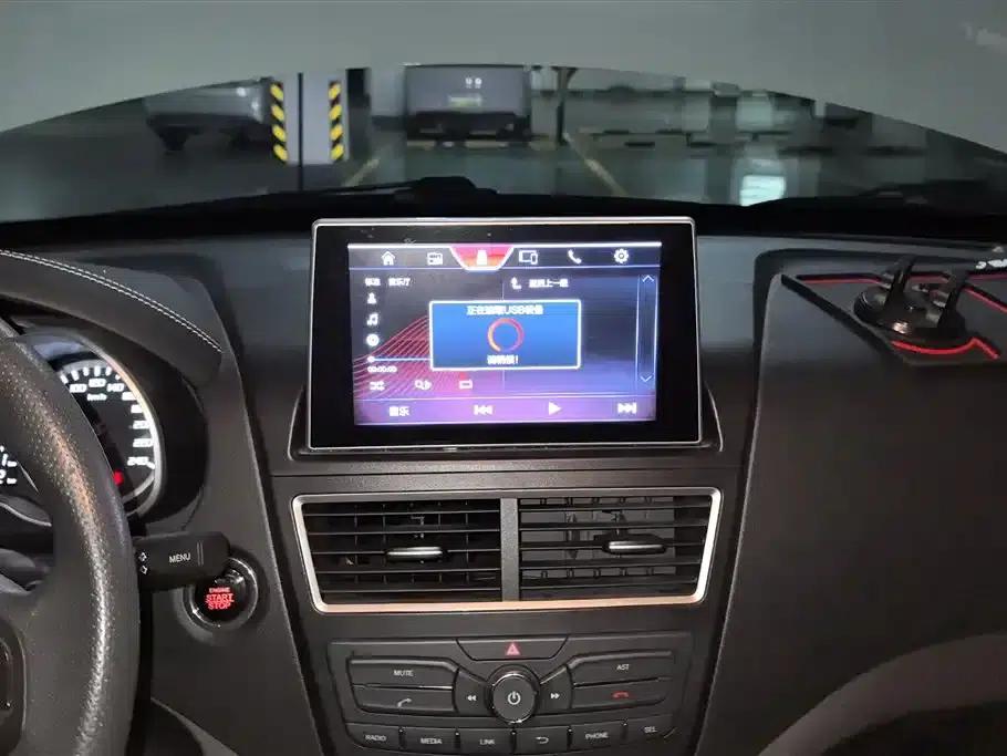 Besturn X40 2017 1.6L Automatic Connected Smart Edition — миниатюра 13