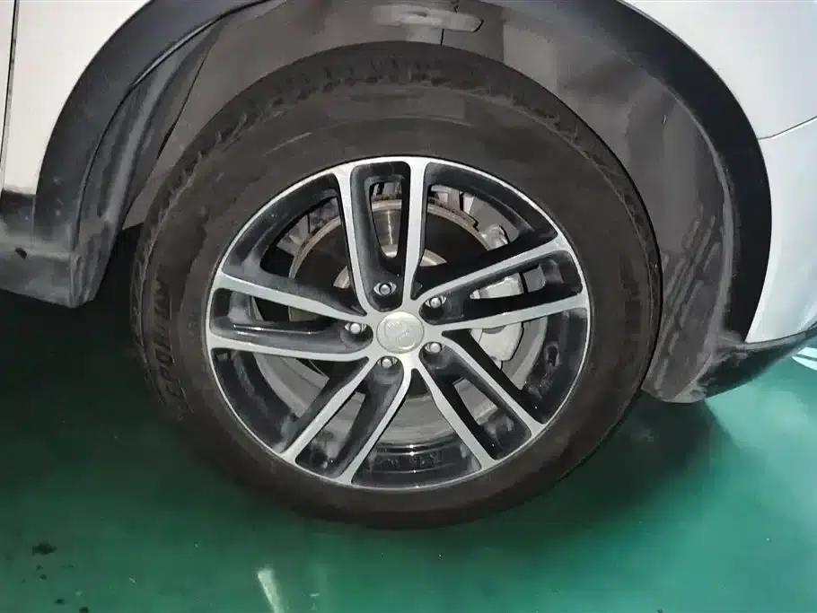 Besturn X40 2017 1.6L Automatic Connected Smart Edition — миниатюра 6